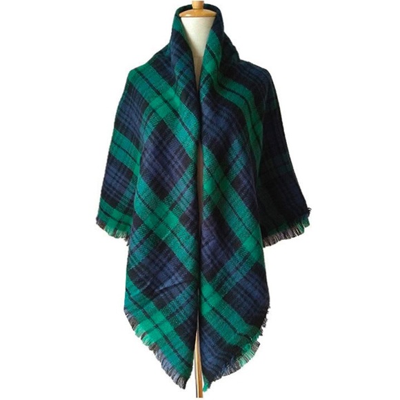 Navy Green Soft Plaid Scarf -NEW - Picture 4 of 7